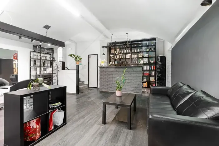 Pronájem obchodního prostoru, Praha, Školská, 150 m2
