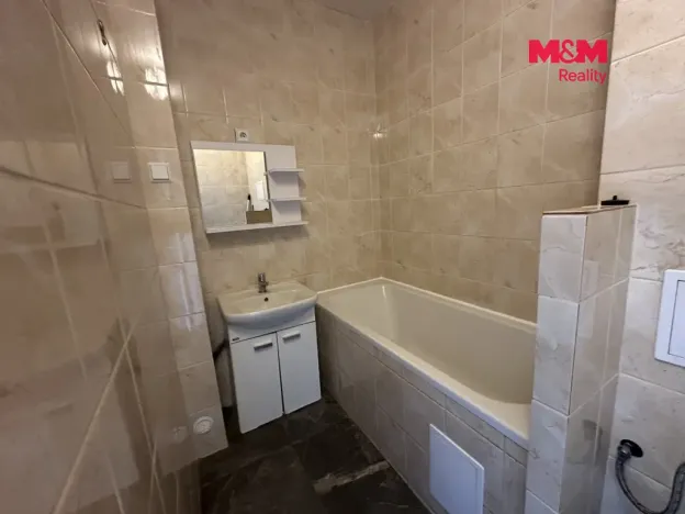 Pronájem bytu 2+1, Most, Jaroslava Vrchlického, 55 m2