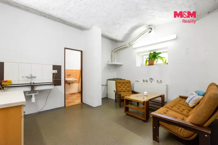 Prodej výrobních prostor, Horní Benešov - Luhy, 803 m2