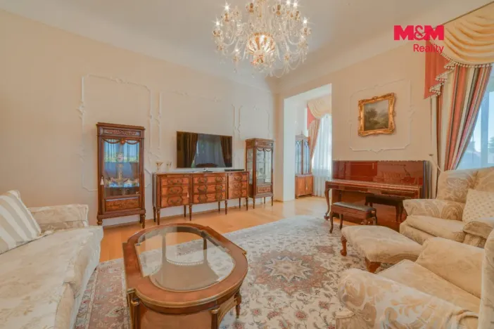 Prodej bytu 3+1, Mariánské Lázně - Úšovice, Anglická, 95 m2