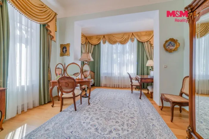 Prodej bytu 3+1, Mariánské Lázně - Úšovice, Anglická, 95 m2