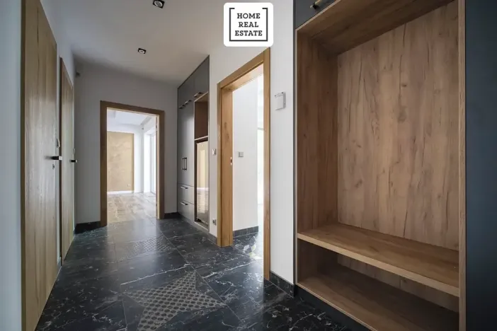 Prodej bytu 4+kk, Karlovy Vary, Šumavská, 171 m2