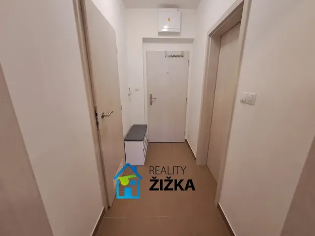 Pronájem bytu 1+kk, Brno, Chudčická, 34 m2