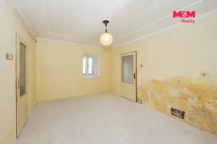 Prodej zemědělské usedlosti, Černovice - Benešov, 265 m2