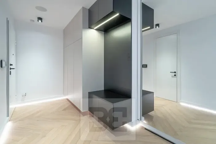 Pronájem bytu 4+kk, Praha - Karlín, Sokolovská, 183 m2