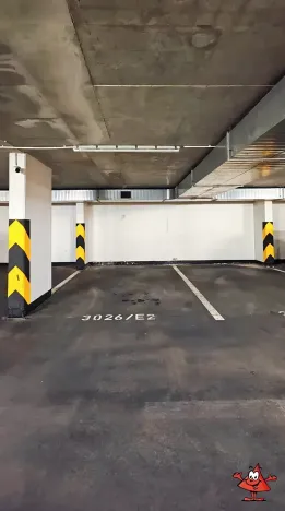 Pronájem garážového stání, Praha - Vysočany, Pod Harfou, 15 m2