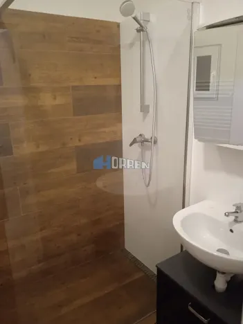 Pronájem bytu 1+kk, Praha - Braník, Ke Krči, 27 m2