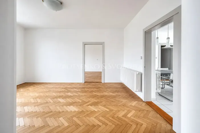 Prodej činžovního domu, Křižanov, Benešovo náměstí, 530 m2