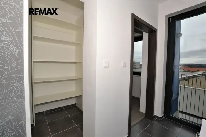 Pronájem bytu 2+kk, Plzeň, Sladová, 63 m2