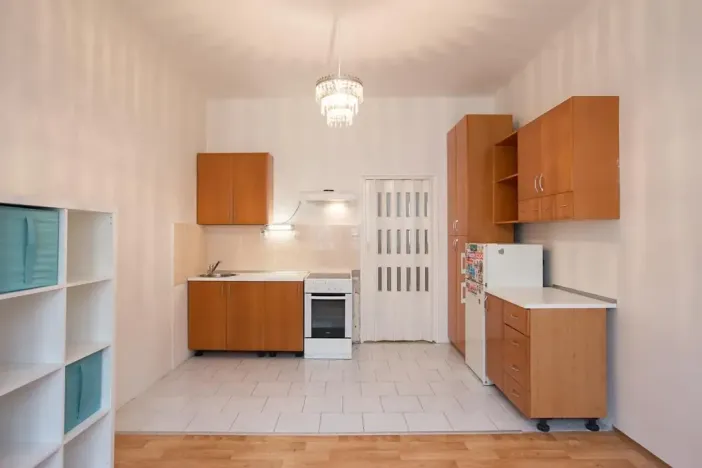 Pronájem bytu 2+kk, Praha - Karlín, Křižíkova, 48 m2