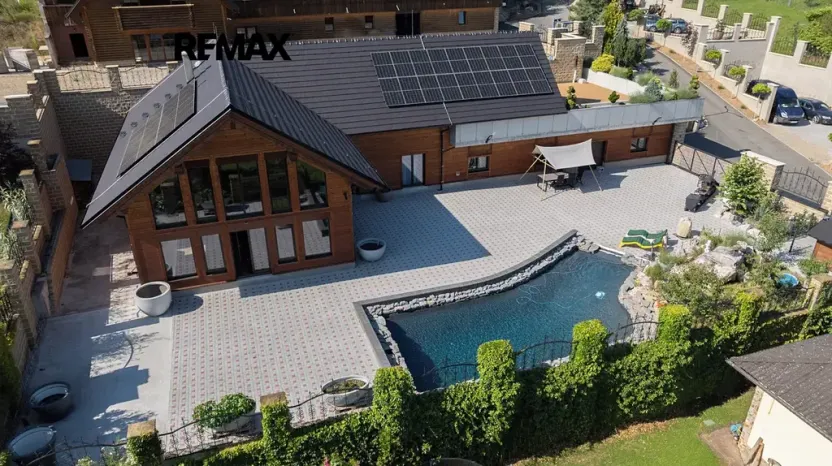Prodej vily, Králův Dvůr, Pod Lesem, 296 m2