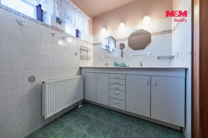 Pronájem rodinného domu, Psáry, Nad Soutokem, 220 m2