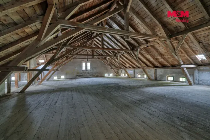 Prodej výrobních prostor, Kynšperk nad Ohří, Sokolovská, 8700 m2