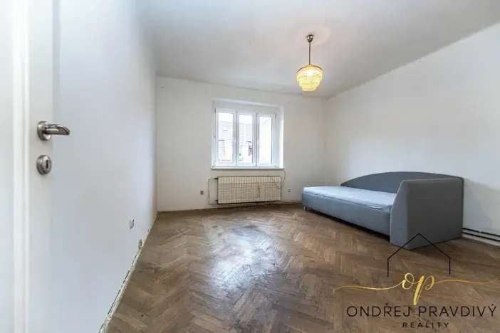 Prodej bytu 2+kk, Praha - Hloubětín, V chaloupkách, 58 m2