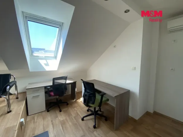 Pronájem bytu 1+kk, Olomouc - Neředín, Járy da Cimrmana, 250 m2