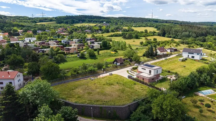 Prodej pozemku, Praha - Lipence, Boudova, 2214 m2