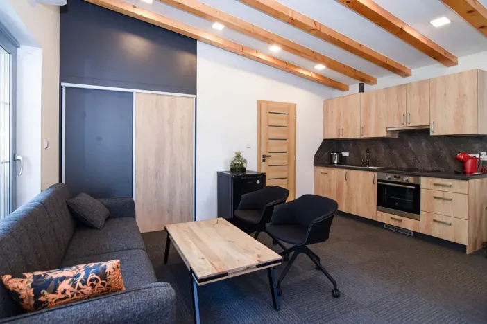 Prodej obchodního prostoru, Říčany - Jažlovice, Jažlovická, 249 m2
