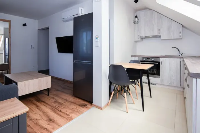 Prodej obchodního prostoru, Říčany - Jažlovice, Jažlovická, 249 m2