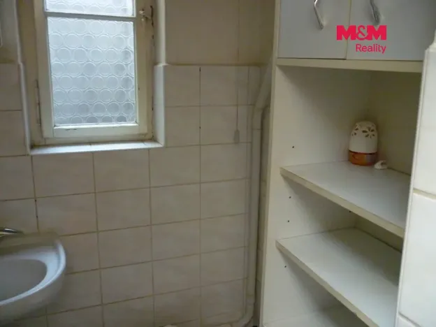 Pronájem bytu 1+kk, Praha - Vinohrady, Mánesova, 17 m2