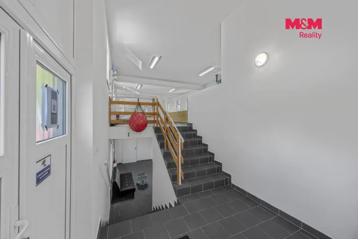 Prodej obchodního prostoru, Hradec Králové - Pražské Předměstí, Seydlerova, 195 m2