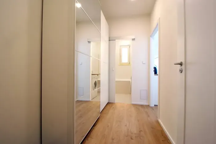 Pronájem bytu 2+kk, Praha - Žižkov, Biskupcova, 44 m2