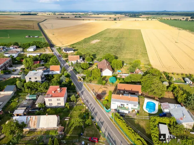 Prodej pozemku, Křičeň, 1045 m2