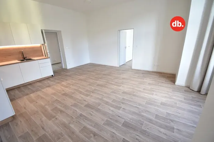 Pronájem bytu 3+kk, Karlovy Vary, Táborská, 80 m2