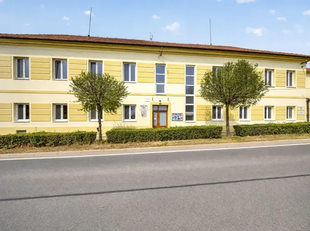 Prodej bytu 3+1, Černuc, 79 m2