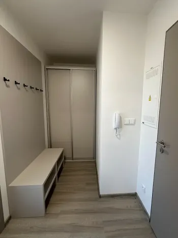 Pronájem bytu 1+kk, Chrudim, Poděbradova, 38 m2