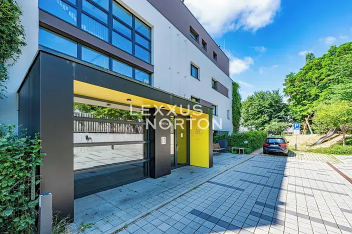 Pronájem bytu 4+kk, Praha - Ruzyně, Stochovská, 91 m2