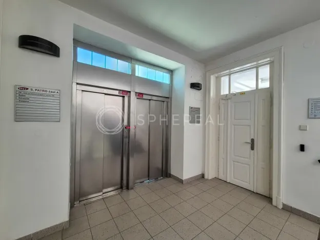 Pronájem kanceláře, Brno - Brno-město, Šilingrovo náměstí, 528 m2