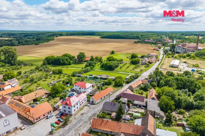 Prodej bytu 3+kk, Rožďalovice, Náměstí, 68 m2