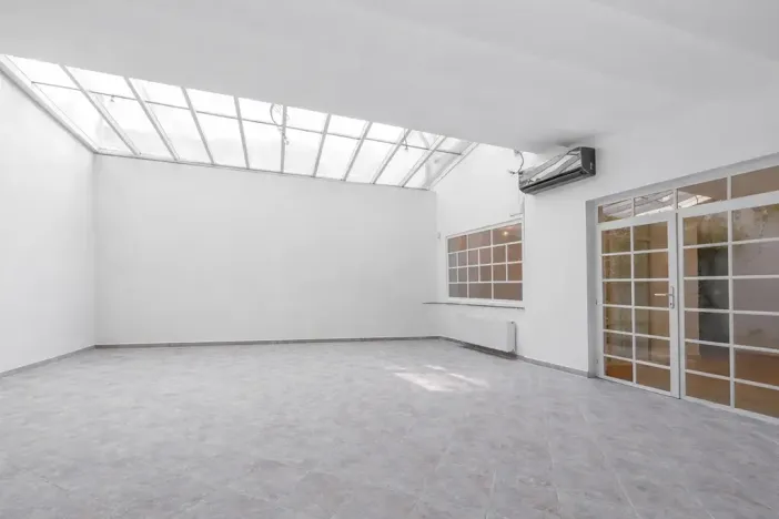 Pronájem kanceláře, Praha - Smíchov, Radlická, 124 m2