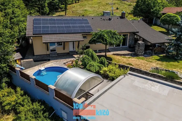 Prodej rodinného domu, Hradištko, K Budákovu, 140 m2