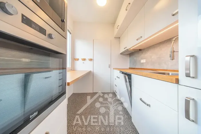 Prodej bytu 3+1, Zlín, Dukelská, 55 m2