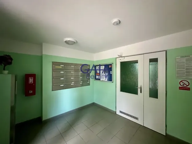 Prodej bytu 1+1, Veselí nad Moravou, Hutník, 37 m2
