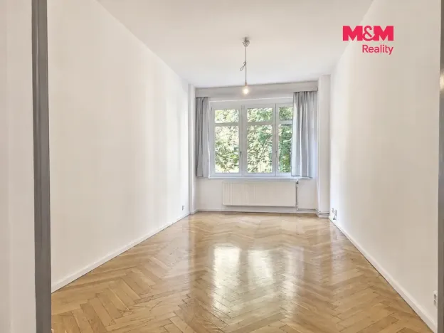 Pronájem bytu 2+kk, Praha - Bubeneč, Eliášova, 59 m2