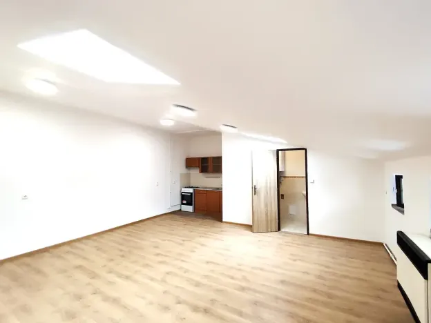 Pronájem bytu 1+kk, Chrudim, Havlíčkova, 40 m2