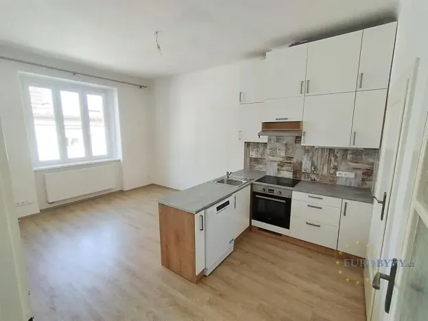 Pronájem bytu 2+kk, Praha - Holešovice, Přístavní, 40 m2