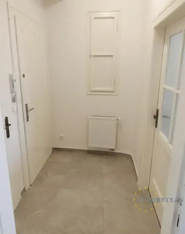 Pronájem bytu 2+kk, Praha - Holešovice, Přístavní, 40 m2