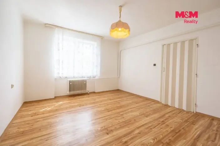 Prodej bytu 3+1, Kout na Šumavě, 75 m2