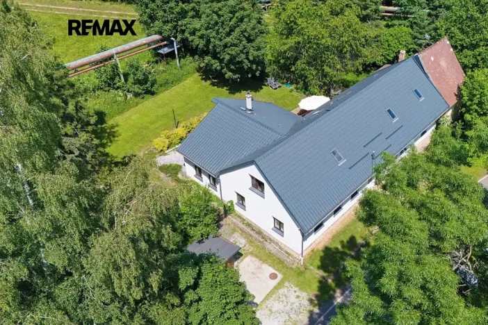 Prodej rodinného domu, Radvanice, 215 m2