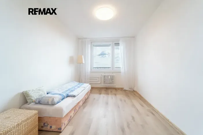 Pronájem bytu 2+kk, Praha - Háje, Mendelova, 49 m2