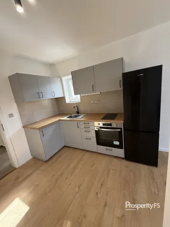 Pronájem bytu 2+kk, Stochov, Karlovarská, 47 m2