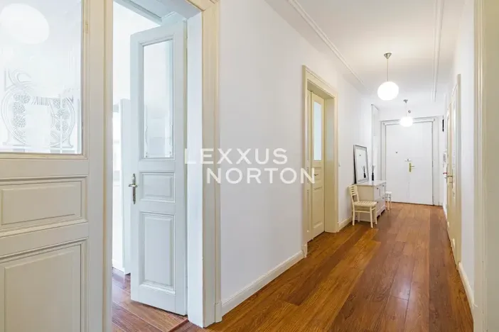 Pronájem bytu 4+1, Praha - Malá Strana, Zborovská, 154 m2