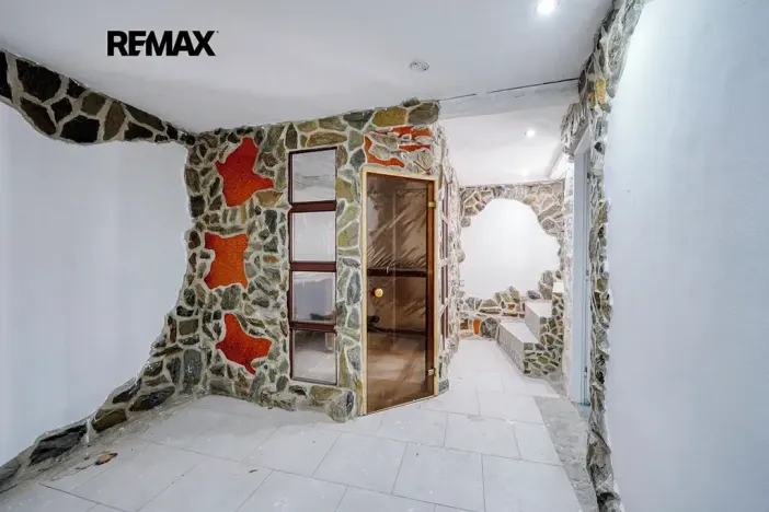 Prodej apartmánu, Všeruby, 952 m2