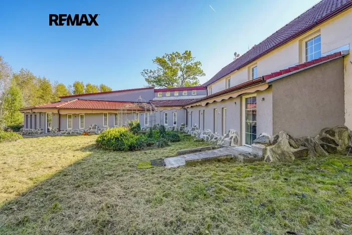 Prodej apartmánu, Všeruby, 952 m2