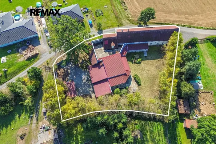 Prodej rodinného domu, Všeruby, 952 m2