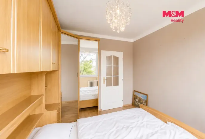 Pronájem bytu 3+1, Praha - Strašnice, Pod strání, 71 m2