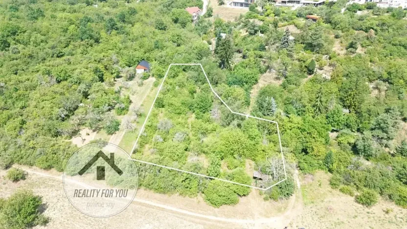 Pronájem zahrady, Praha, 1200 m2
